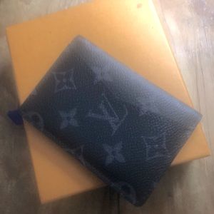 Louis Vuitton pocket organizer